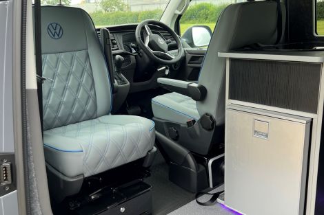 Volkswagen TRANSPORTER T28 LWB DIESEL 2.0 TDI 150 Highline Van DSG